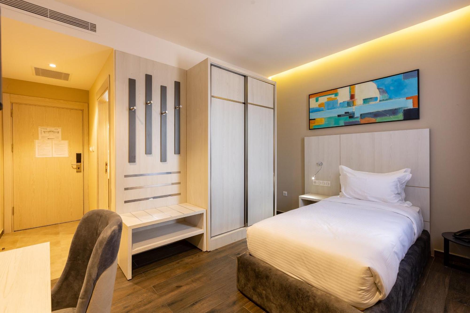 Hotel Ben Aouda & Spa Tipaza Exterior photo